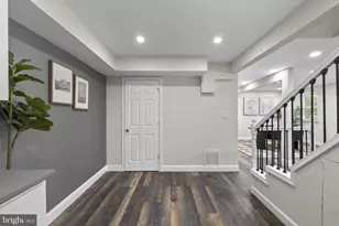 11919 Tildenwood Dr, Rockville, MD 20852 - Photo 15