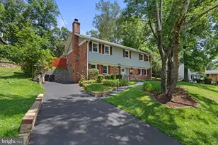 11919 Tildenwood Dr, Rockville, MD 20852 - Photo 3