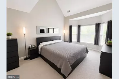 506 Fallsgrove Drive, Rockville, MD 20850 - Photo 9