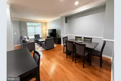 506 Fallsgrove Drive, Rockville, MD 20850 - Photo 3