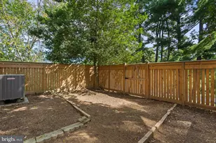 19715 Greenside Terrace, Montgomery Village, MD 20886 - Photo 51