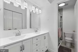 19715 Greenside Terrace, Montgomery Village, MD 20886 - Photo 31