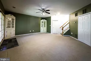 1156 Regal Oak Dr, Rockville, MD 20852 - Photo 51