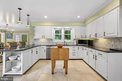 8603 Brickyard Road, Potomac, MD 20854 - Photo 17