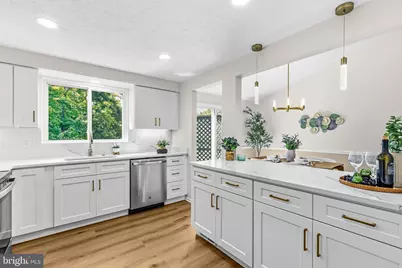 20716 Scottsbury Drive, Germantown, MD 20876 - Photo 13