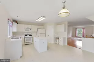 2209 Bear Valley Terrace, Silver Spring, MD 20906 - Photo 7