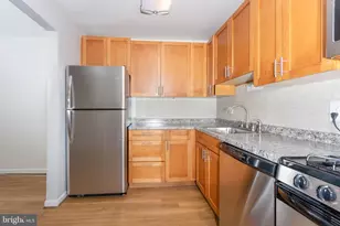 874 College Pkwy, Rockville, MD 20850 - Photo 13