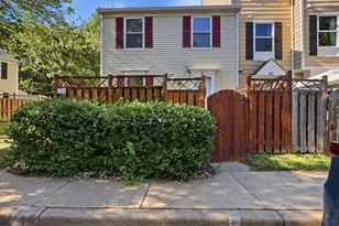 40 Whitechurch Ct, Germantown, MD 20874 - Photo 1