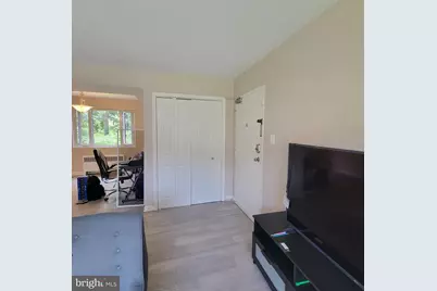 10407 Montrose Avenue #201, Bethesda, MD 20814 - Photo 7