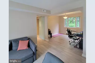 10407 Montrose Avenue #201, Bethesda, MD 20814 - Photo 5