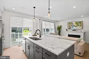 14928 Swat St, Rockville, MD 20850 - Photo 11