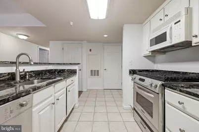 11710 Old Georgetown #327, North Bethesda, MD 20852 - Photo 11