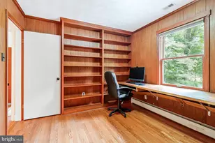 2213 Apple Tree Ln, Silver Spring, MD 20905 - Photo 11