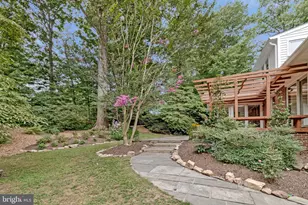 2213 Apple Tree Ln, Silver Spring, MD 20905 - Photo 25