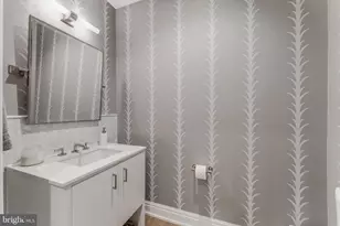 8551 Connecticut Ave, Chevy Chase, MD 20815 - Photo 15