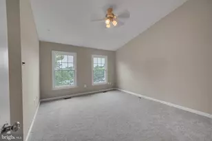 8101 Chelaberry Ct, Gaithersburg, MD 20879 - Photo 17