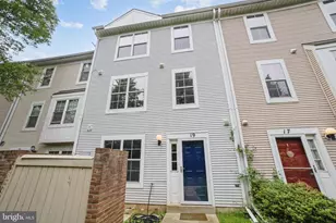 19 Harbor Tree, Gaithersburg, MD 20886 - Photo 1