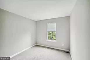 19 Harbor Tree, Gaithersburg, MD 20886 - Photo 7