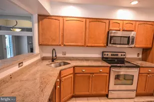 10715 Hampton Mill Terrace, Rockville, MD 20852 - Photo 11