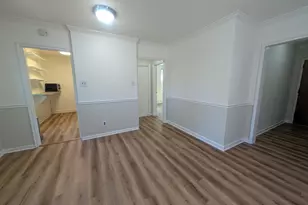 4824 Chevy Chase Dr, Chevy Chase, MD 20815 - Photo 5