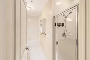 38 Maryland Ave, Rockville, MD 20850 - Photo 19