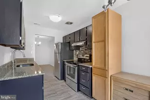 9305 Bathgate Ct, Montgomery Village, MD 20886 - Photo 3