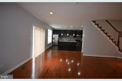 819 Royal Crescent Crescent, Rockville, MD 20850 - Photo 9
