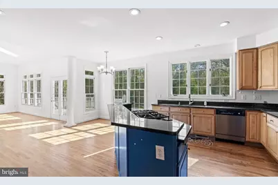14216 Cervantes Avenue, Germantown, MD 20874 - Photo 9