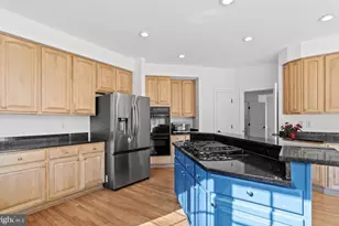 14216 Cervantes Ave, Germantown, MD 20874 - Photo 11