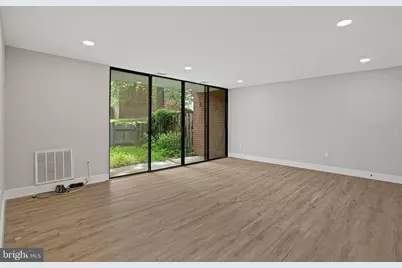 728 Quince Orchard Boulevard #728-P1, Gaithersburg, MD 20878 - Photo 11