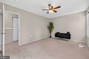 20501 Neerwinder St, Germantown, MD 20874 - Photo 17
