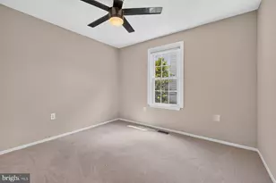 20501 Neerwinder St, Germantown, MD 20874 - Photo 23