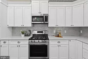 4601 Waverly Ave, Garrett Park, MD 20896 - Photo 13