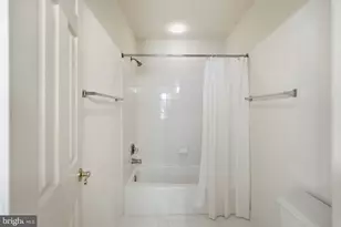 10417 Snow Point Dr, Bethesda, MD 20814 - Photo 27