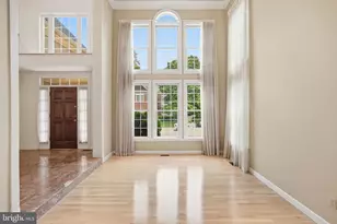 10417 Snow Point Dr, Bethesda, MD 20814 - Photo 3