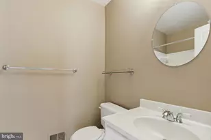 7230 Taveshire Wy, Bethesda, MD 20817 - Photo 13