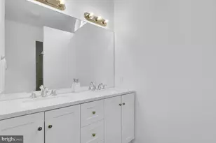 19511 Caravan Dr, Germantown, MD 20874 - Photo 23