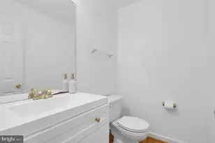 19511 Caravan Dr, Germantown, MD 20874 - Photo 11