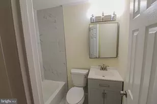 24201 Bush Hill Rd, Gaithersburg, MD 20882 - Photo 25