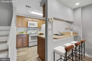 18415 Bishopstone Ct, Montgomery Village, MD 20886 - Photo 3