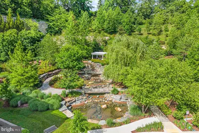 8111 River Road #122, Bethesda, MD 20817 - Photo 5
