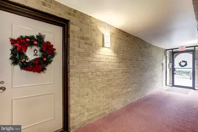 150 Monroe Street #102, Rockville, MD 20850 - Photo 3