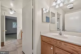3498 Gleneagles Dr, Silver Spring, MD 20906 - Photo 23