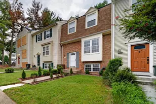 1017 Copperstone Ct, Rockville, MD 20852 - Photo 3