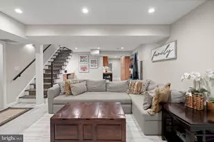 6709 Pemberton St, Bethesda, MD 20817 - Photo 33