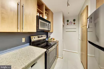 10827 Hampton Mill Terrace #370, Rockville, MD 20852 - Photo 9