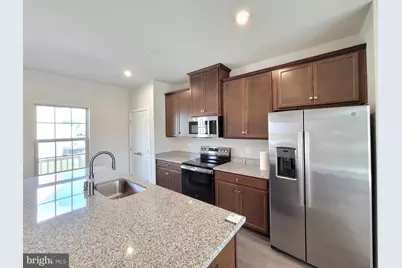 19760 Canopy Loop, Montgomery Village, MD 20886 - Photo 7