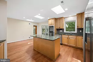 7016 Hopewood St, Bethesda, MD 20817 - Photo 19