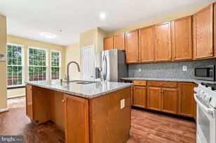 13711 Dunbar Terrace, Germantown, MD 20874 - Photo 9