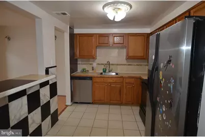 8426 Towne Crest, Gaithersburg, MD 20877 - Photo 3